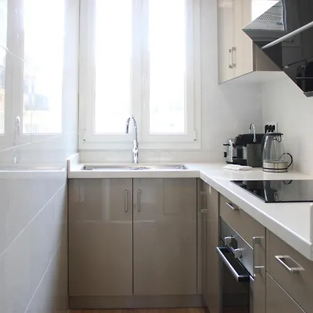 Charming Family T3 In The 10th Apartment *